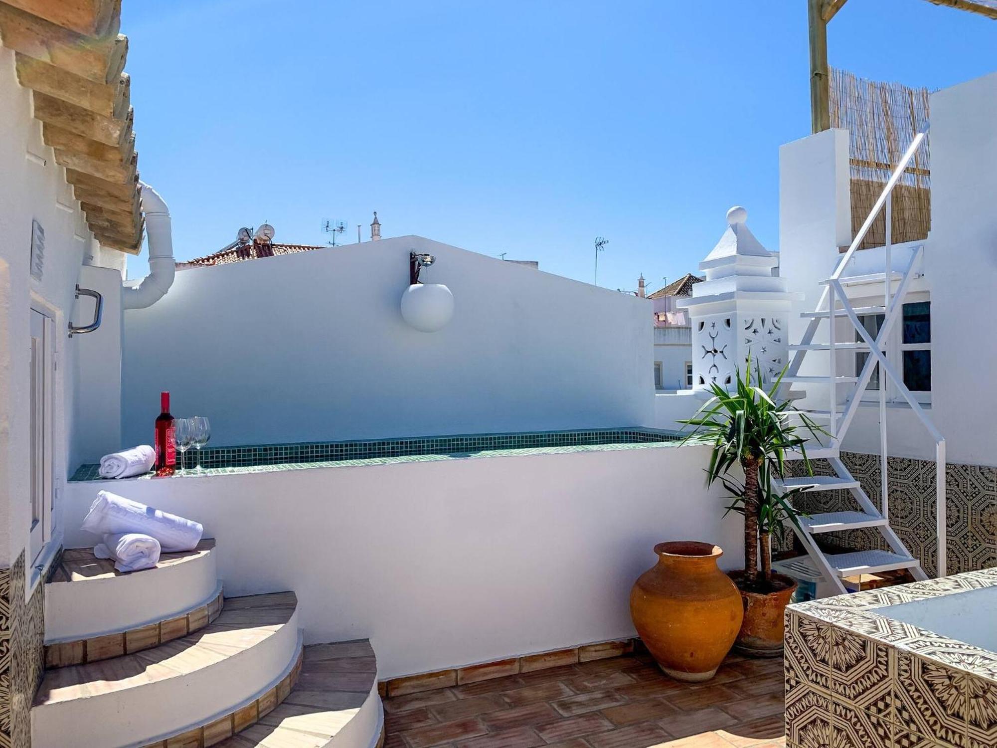 Apartment Casa Castelo, Unique Flat W Pool In Taviras Historical Centre